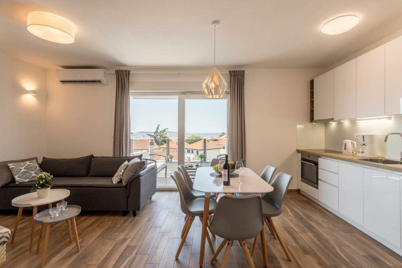 Luxury View Apartment *